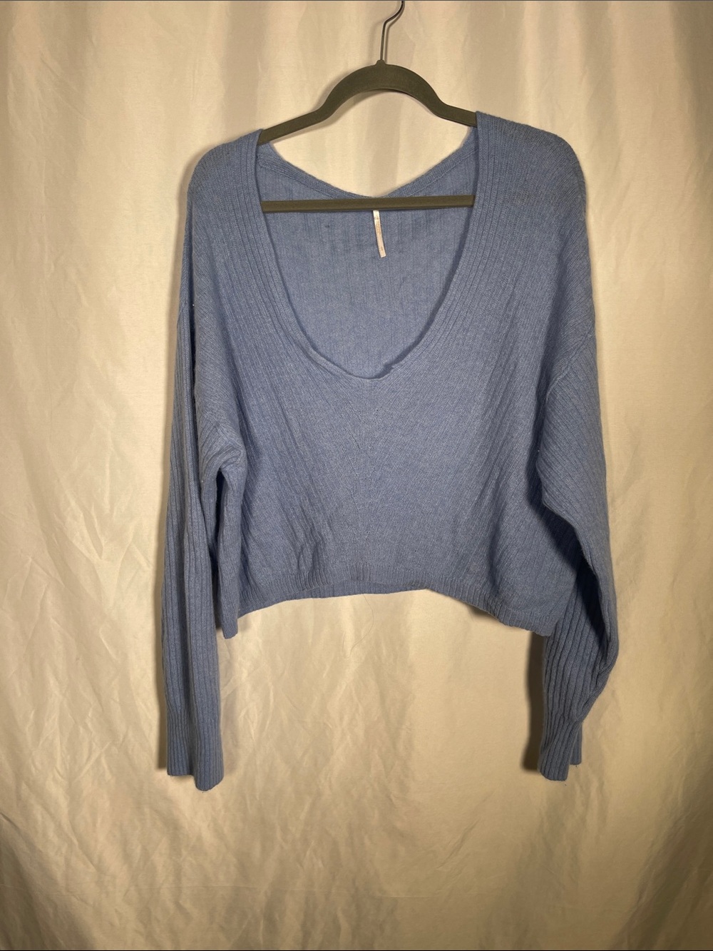 FREE PEOPLE WOMENS BLUE V NECK CROPPED CASHMERE SWEATER LARGE